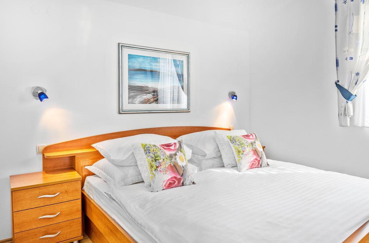 Apartmani Barun Šibenik Exteriör bild