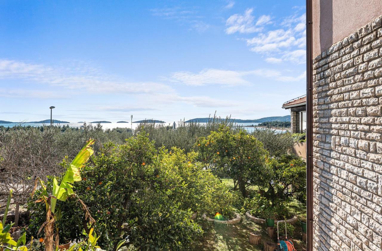 Apartmani Barun Šibenik Exteriör bild