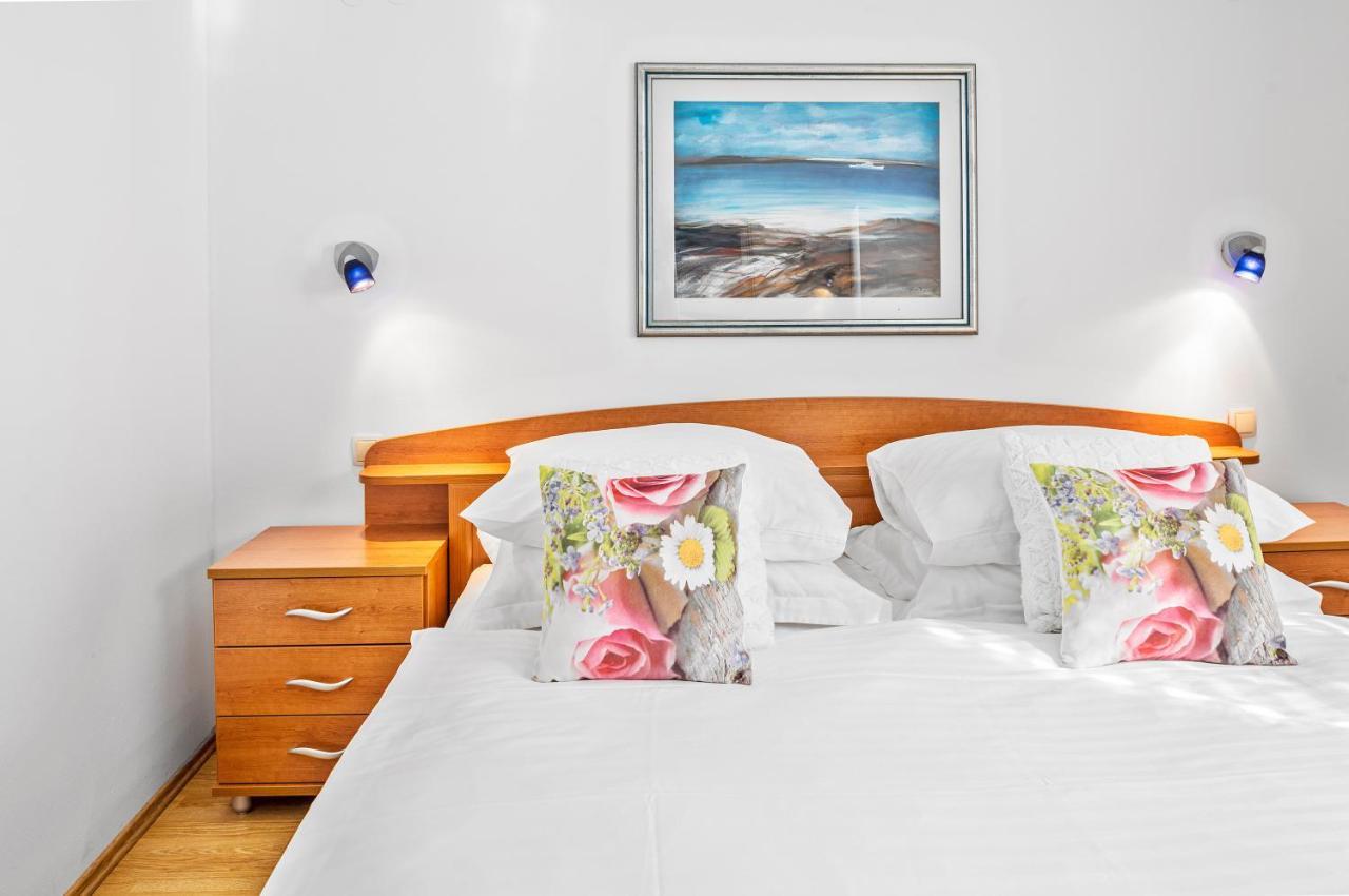 Apartmani Barun Šibenik Exteriör bild