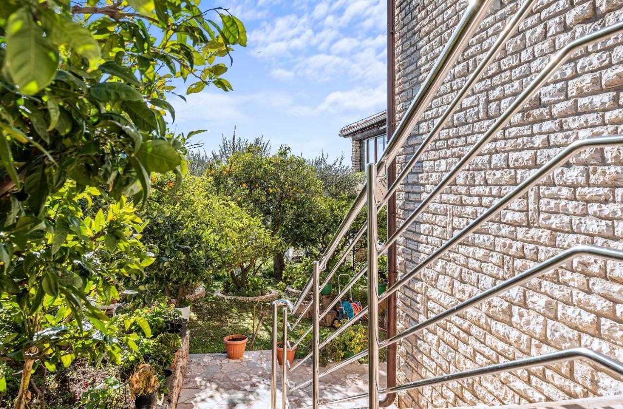 Apartmani Barun Šibenik Exteriör bild